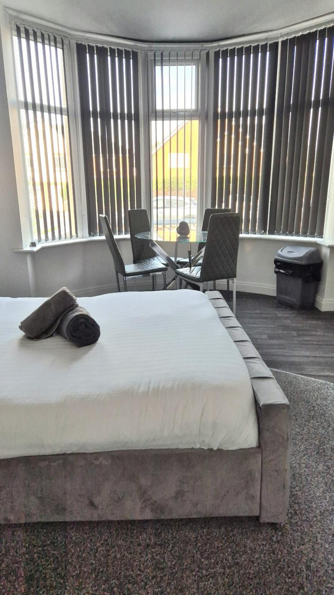 Deluxe Apartments On Mersey One Μπλάκπουλ Εξωτερικό φωτογραφία